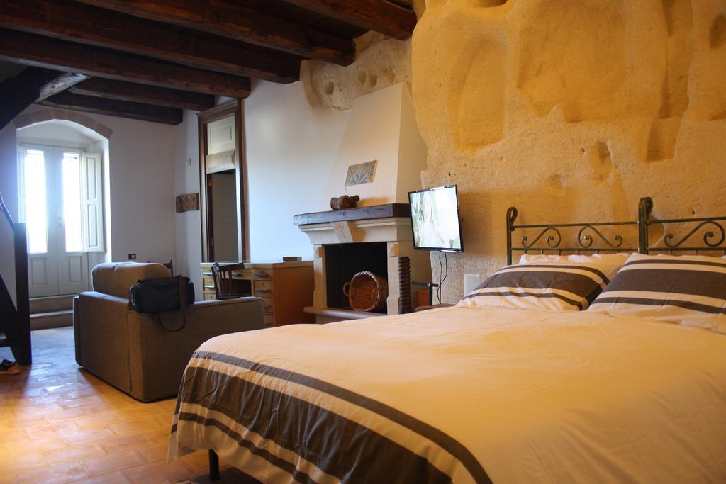 Locus Amoenus Matera